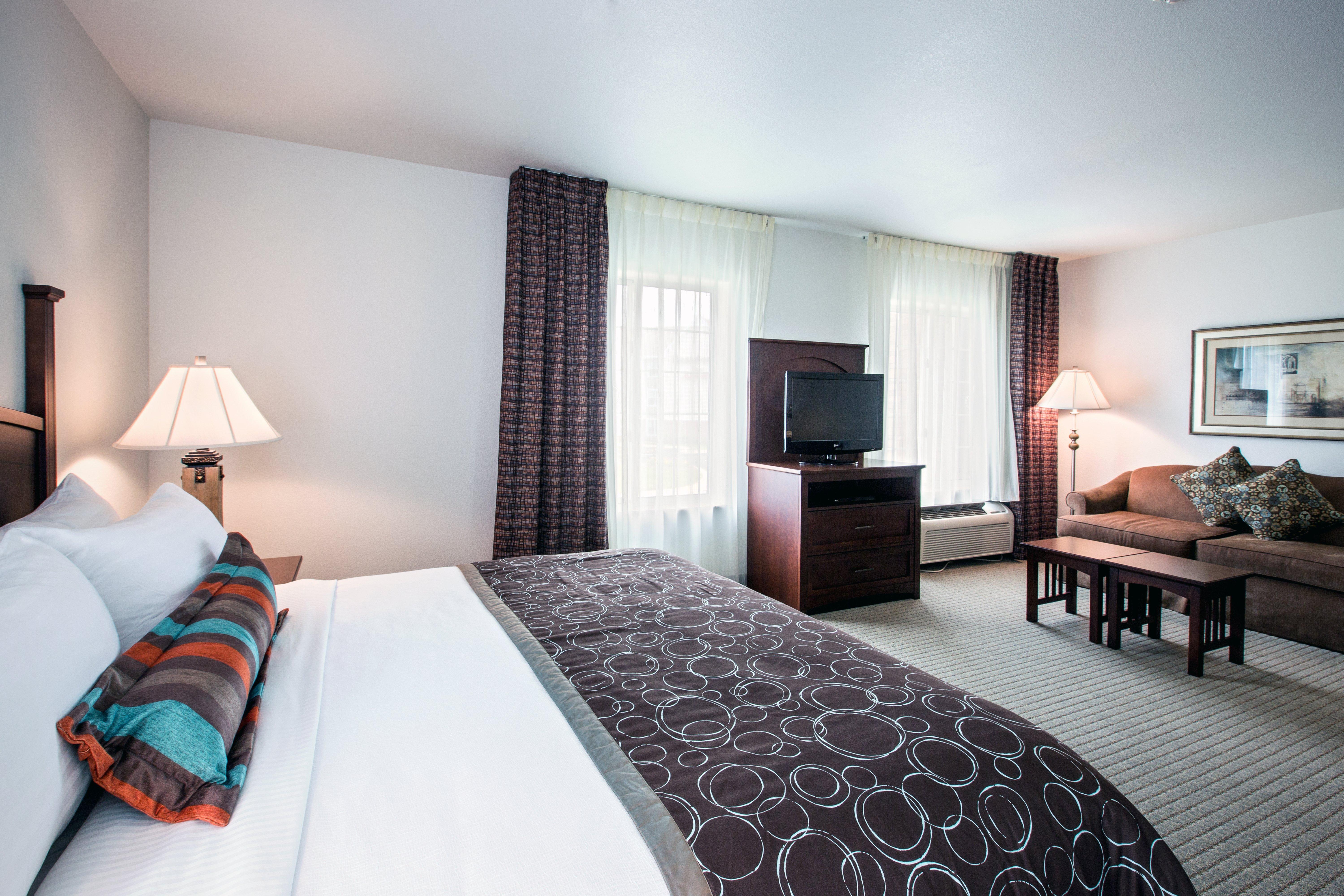 Staybridge Suites Rockford By Ihg Экстерьер фото