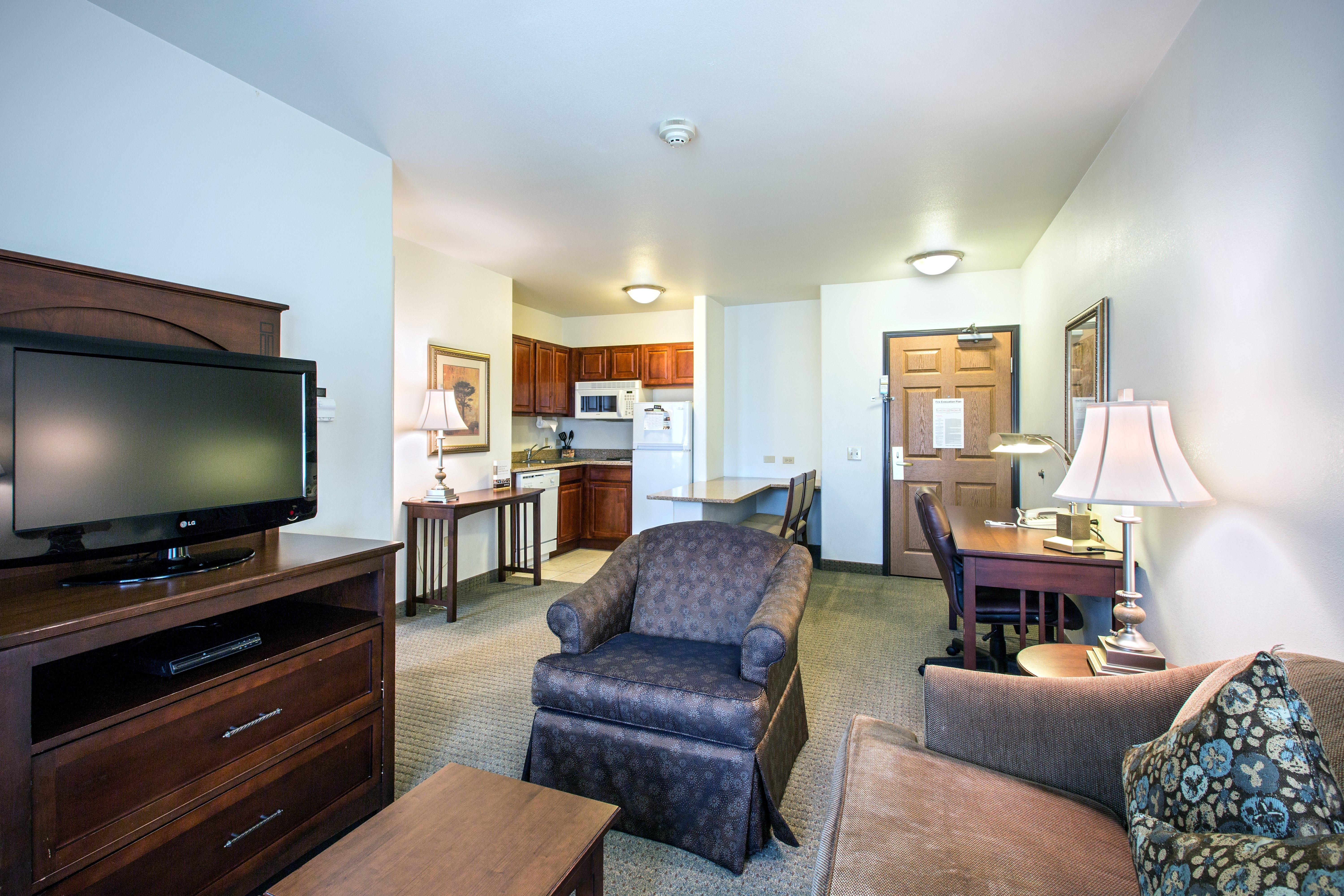 Staybridge Suites Rockford By Ihg Экстерьер фото