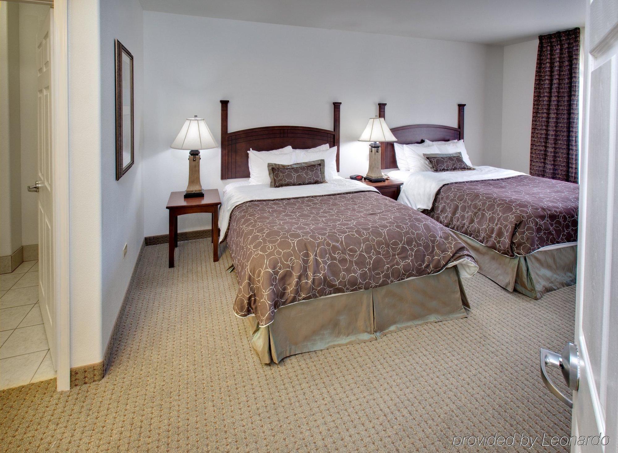 Staybridge Suites Rockford By Ihg Экстерьер фото