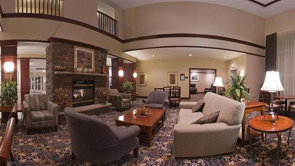 Staybridge Suites Rockford By Ihg Экстерьер фото